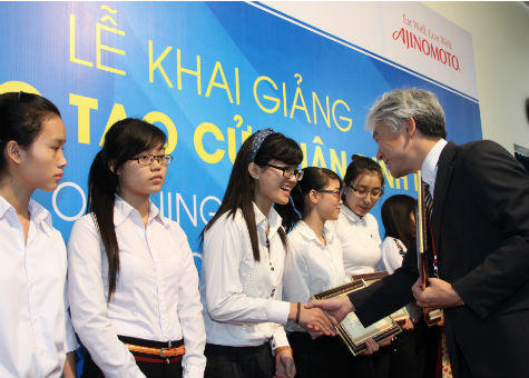 Ajinomoto - Chăm sóc bữa ăn gia đình người Việt